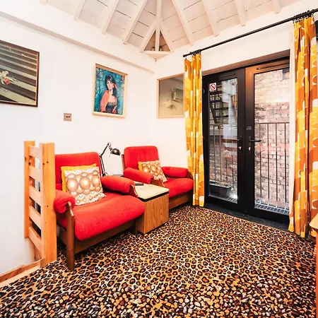 Apartamento Quirky And Cosy Soho Stables House Londres Exterior foto
