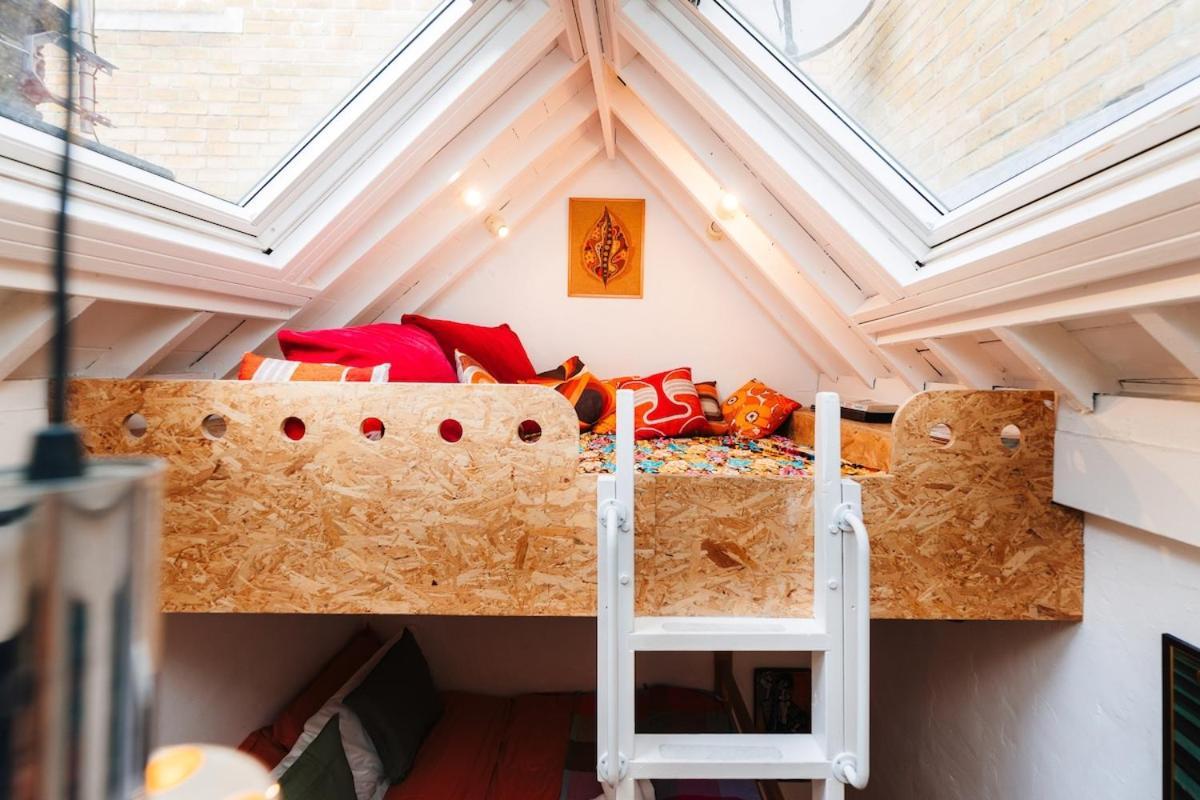 Quirky And Cosy Soho Stables House Апартаменты *